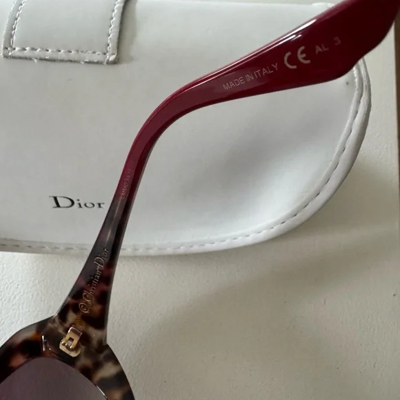 Brand new,authentic”Christian Dior”sunglasses.Amazing,color-dark red and leopard - Picture 12 of 16